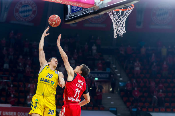 正是他们面 正是他们面