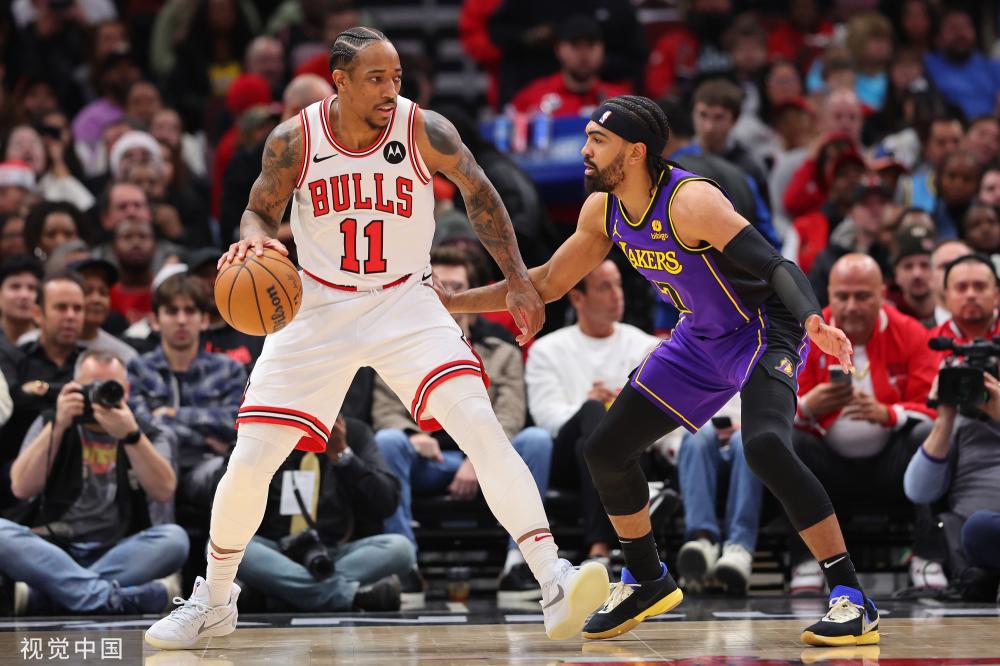 追光丨CB 追光丨CB